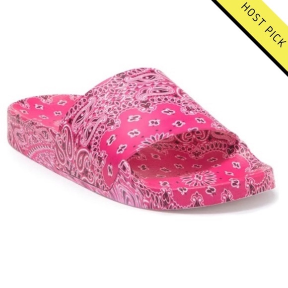 Steve Madden Shoes - HP | Steve Madden Sofi Printed Slide Sandals